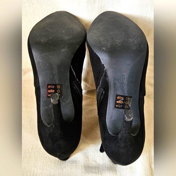 Nine West stiletto booties - Picture 5 of 8